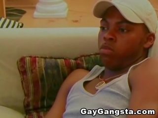 Gai noirs regarde gai sexe film vid et ouvre les h